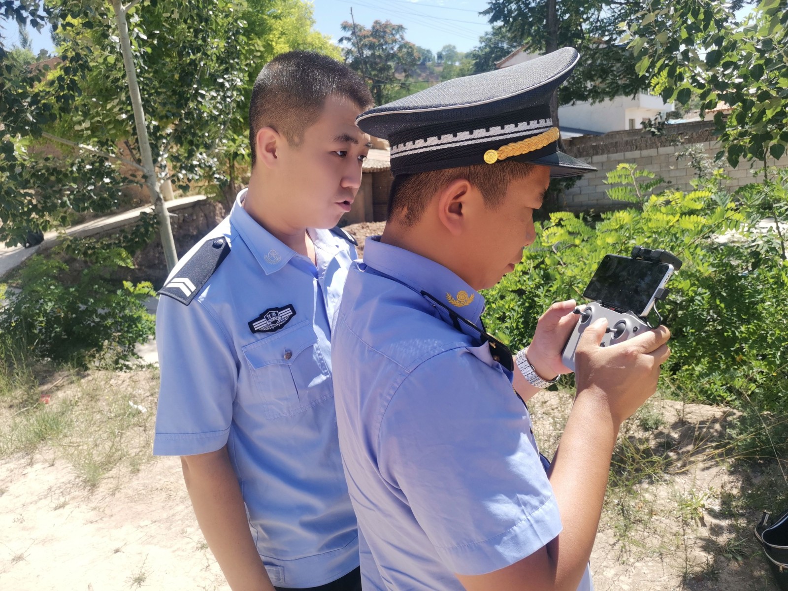 318a4976937fb56f589ad574e4e2d3c